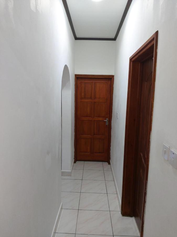 Leo'S Petit Villa Annex Praslin Bagian luar foto
