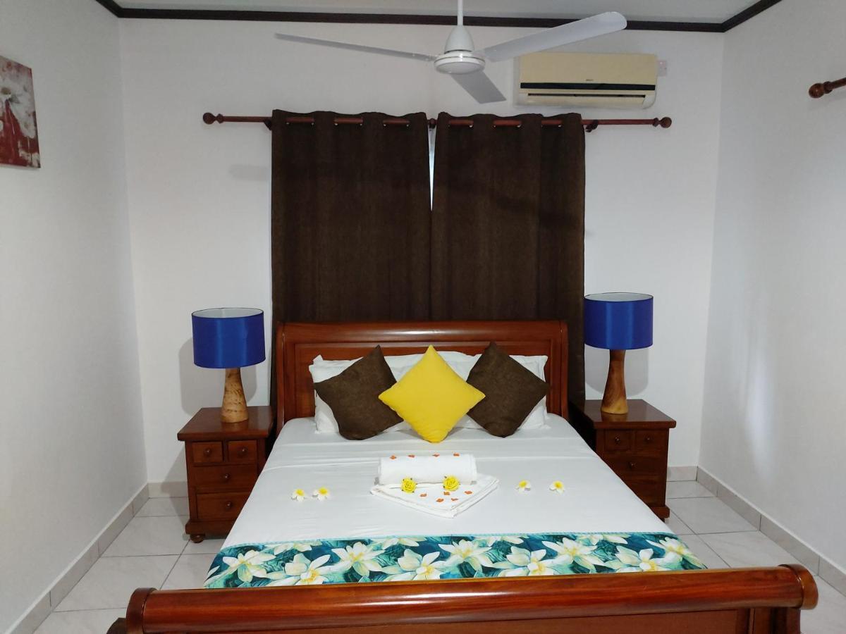 Leo'S Petit Villa Annex Praslin Bagian luar foto